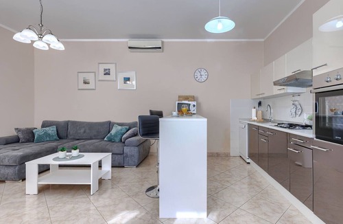 Zabrezani House | Liberat by Interhome