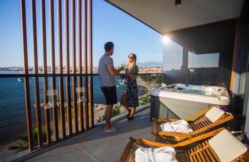 Zrce Hotel | LIBERTY PLAZA