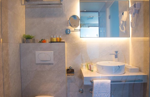 Zrce Hotel | Liberty Plaza