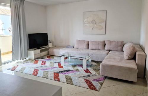 Zambratija Apartment | Lilly Zambratija