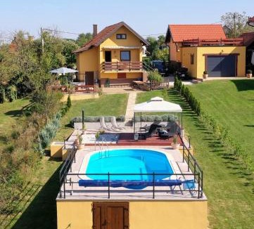 Jalzabet House | Lily's Rural House