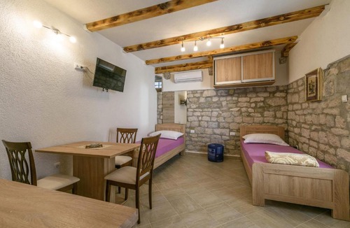 Trogir Apartment | Lorena