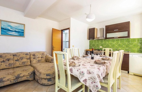 Supetarska Draga Apartment | Lovely apartment in Supetarska Draga