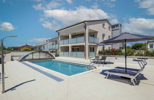 Murine Apartment | Lovely apartment for 4 guests with pool, A/C, WIFI, TV and terrace