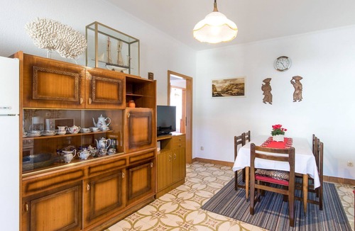 Donji Kraj Apartment | Lovely apartment for 4 guests with A/C, WIFI, TV, terrace and pets allowed