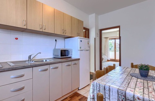 Murine Apartment | Lovely apartment for 4 people with A/C, WIFI, TV and terrace