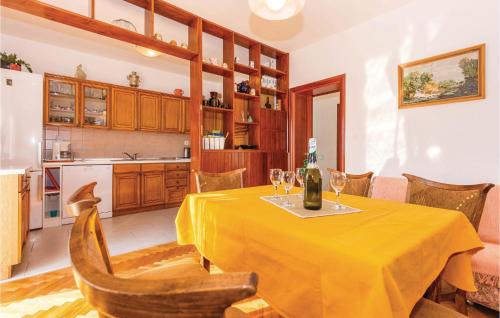 Bribir Apartment | Lovely Apartment In Bribir With Wifi