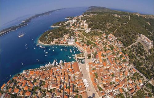 Krizna luka Apartment | Lovely Apartment In Hvar