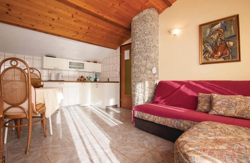 Jadrija Apartment | Lovely apartment in Jadrija with WiFi