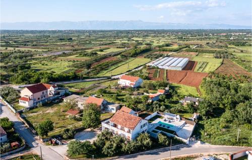 Skabrnja Apartment | Lovely Apartment In Prkos