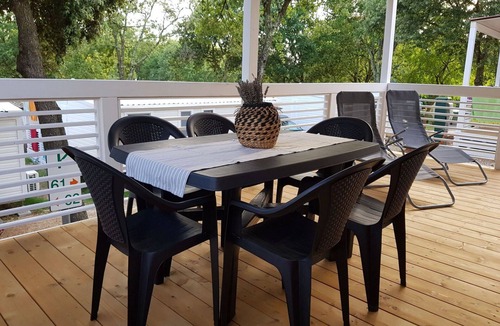 Zelena House | Lovely apartment in villa for 6 people with A/C, pool, WIFI, TV and terrace
