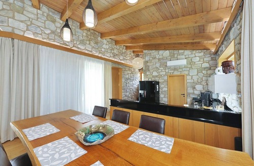 Bast House | Lovely home in Bast with sauna
