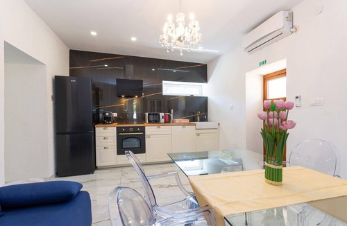 Benkovac House | Lovely home in Benkovac