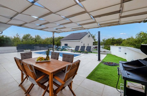Bilice House | Lovely home in Bilice