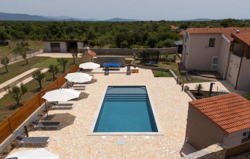 Bogatic House | Lovely Home In Bogatic
