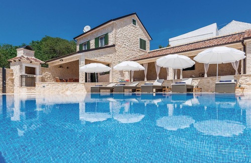 Sibenik House | Lovely home in Dubrava
