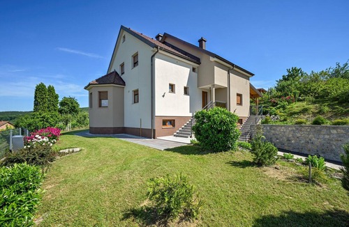 Sveti Ilija House | Lovely home in Luzan Biskupecki
