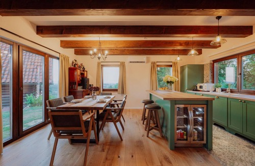 Stubicke Toplice House | Lovely home in Stubicke Toplice with sauna