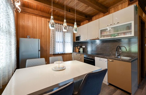 Veliko Trgovisce House | Lovely home in Veliko Trgovisce with sauna