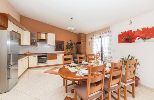 Kastel Novi House | Lovely home in Kastel Stari
