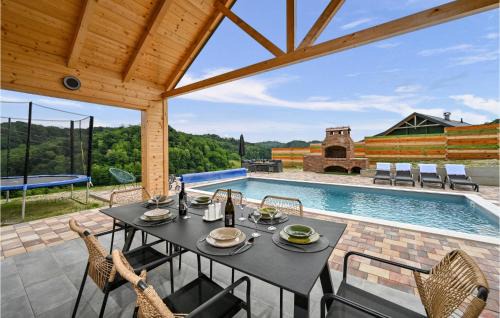 Krapinske Toplice House | Lovely Home In Klokovec