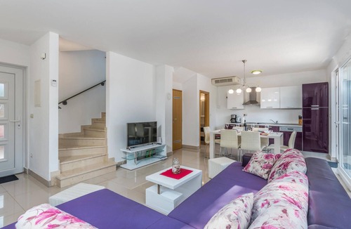 Kornic House | Lovely home in Kornic