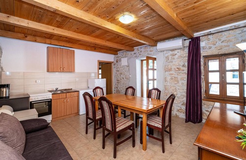 Polaca House | Lovely home in Lisane Tinjske