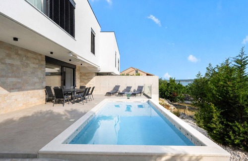Maslenica House | Lovely home in Maslenica