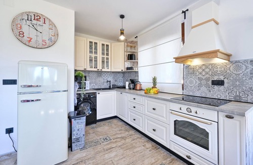 Pitomaca House | Lovely home in Pitomaca