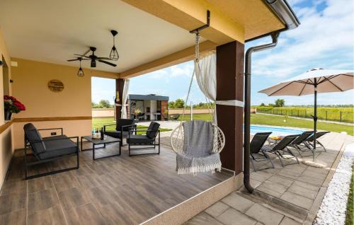 Pitomaca House | Lovely Home In Pitomaca