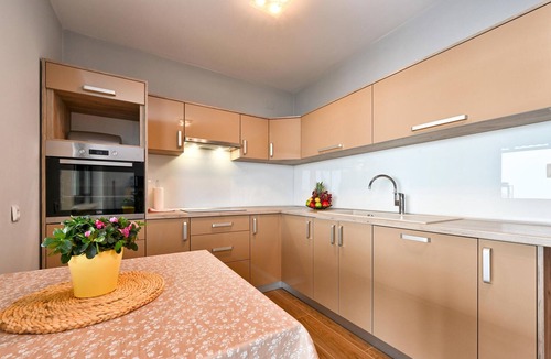 Selnica House | Lovely home in Plesivica with sauna