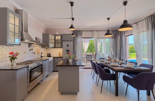 Pican House | Lovely home in Potpican