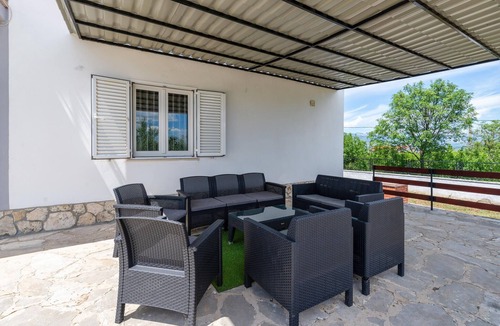 Novigrad House | Lovely home in Pridraga
