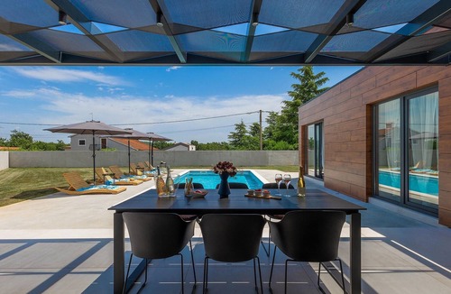 Rovinjsko Selo House | Lovely home in Rovinjsko selo with sauna