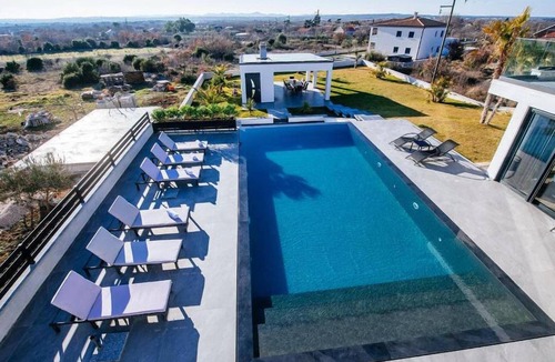 Zemunik Donji House | Lovely home in Smokovic