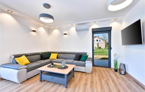 Stubicke Toplice House | Lovely Home In Stubicke Toplice With Sauna