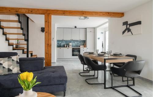 Prkacini House | Lovely Home In Vidulini