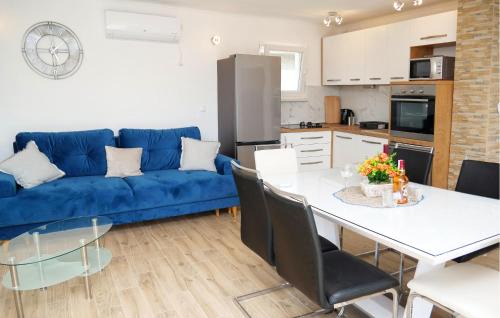 Marina House | Lovely Home In Vinovac