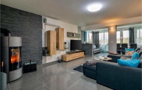 Karlovac House | Lovely Home In Zadoborje
