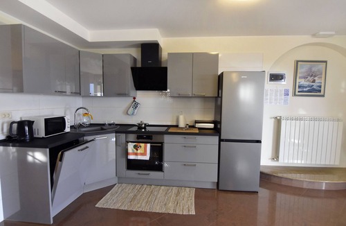 Savudrija Apartment | Lovely new apartment with terrace Aeneas 1