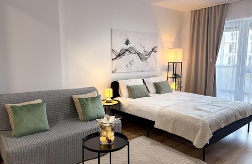 Brasov Apartment | LUMO Terrace Studio with Private Parking near Coresi