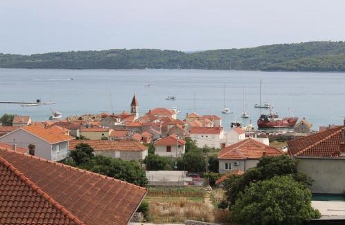Seget Donji Apartment | Lux apartman s pogledom na more