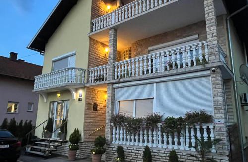 Bjelovar House | LuxRooms - rooms with private jacuzzi