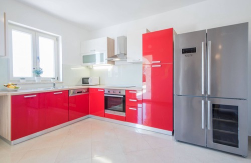 Brgod Villa | Luxuriöse Villa mit Beheiztem Pool, 2km zum Strand