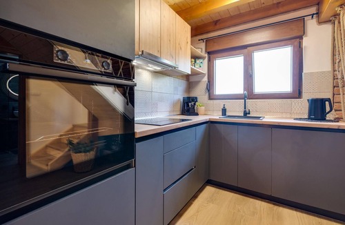 Bjelovar House | Luxurious home in Gornje Plavnice with sauna