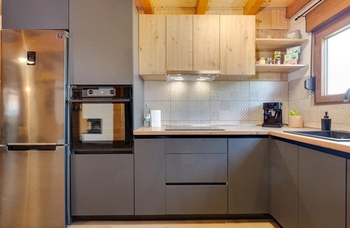 Bjelovar House | Luxurious home in Gornje Plavnice with sauna