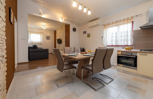 Gornji Zemunik House | Luxurious home in Zemunik Gornji