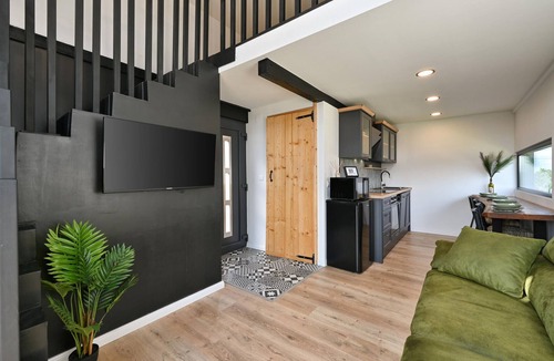 Strigova House | Luxurious home in Banfi with sauna