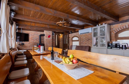 Brestovac House | Luxurious home in Novo Zvecevo with sauna