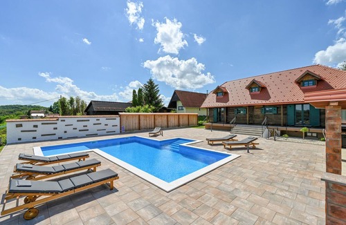 Varazdinske Toplice House | Luxurious home in Lestakovec with sauna
